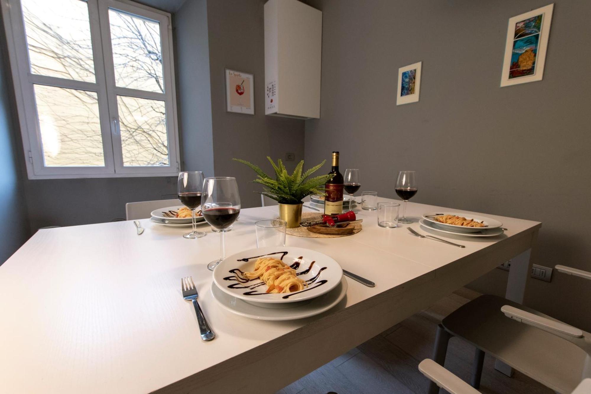 Luxury Apartment - Bramante 7 Милано Екстериор снимка