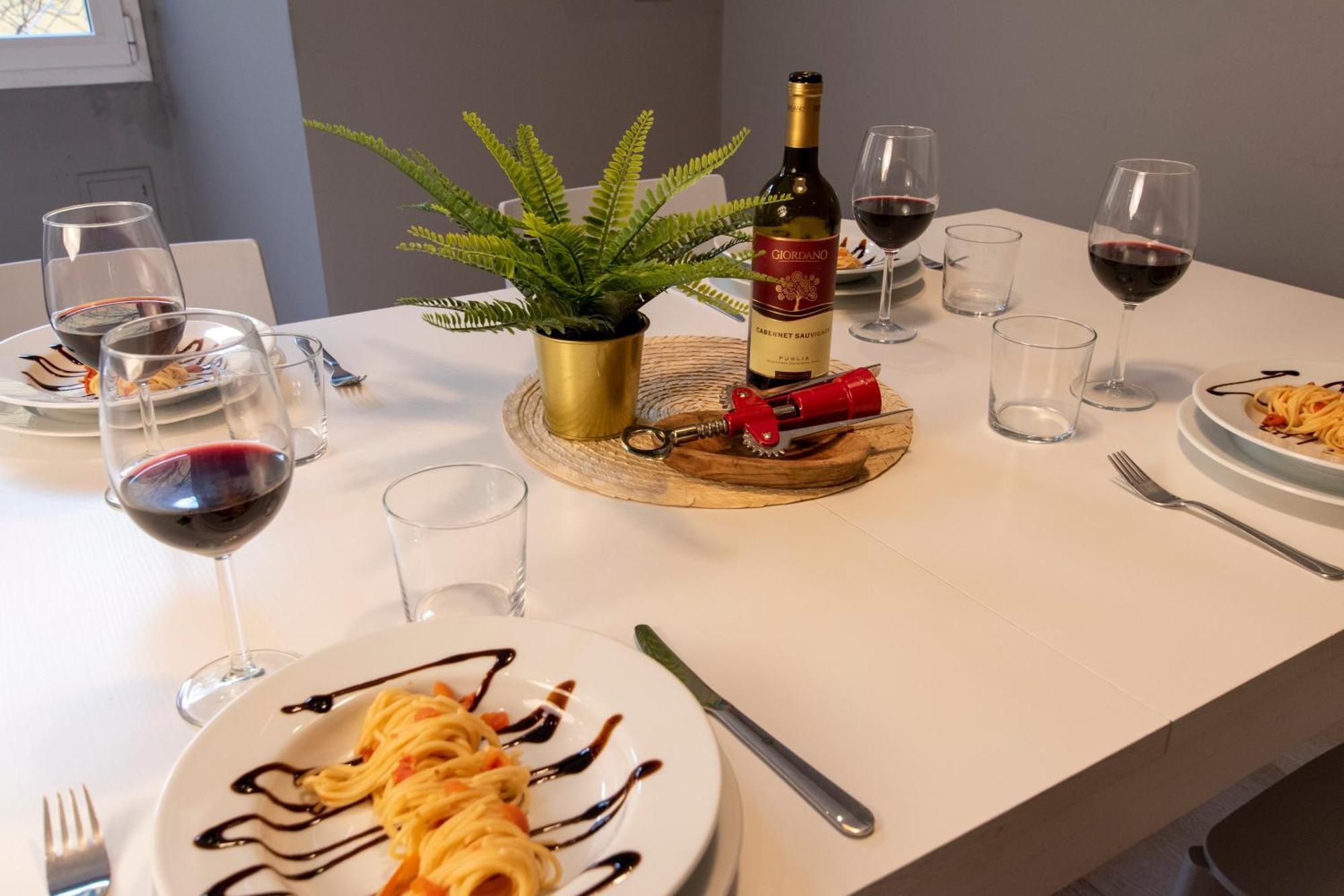 Luxury Apartment - Bramante 7 Милано Екстериор снимка